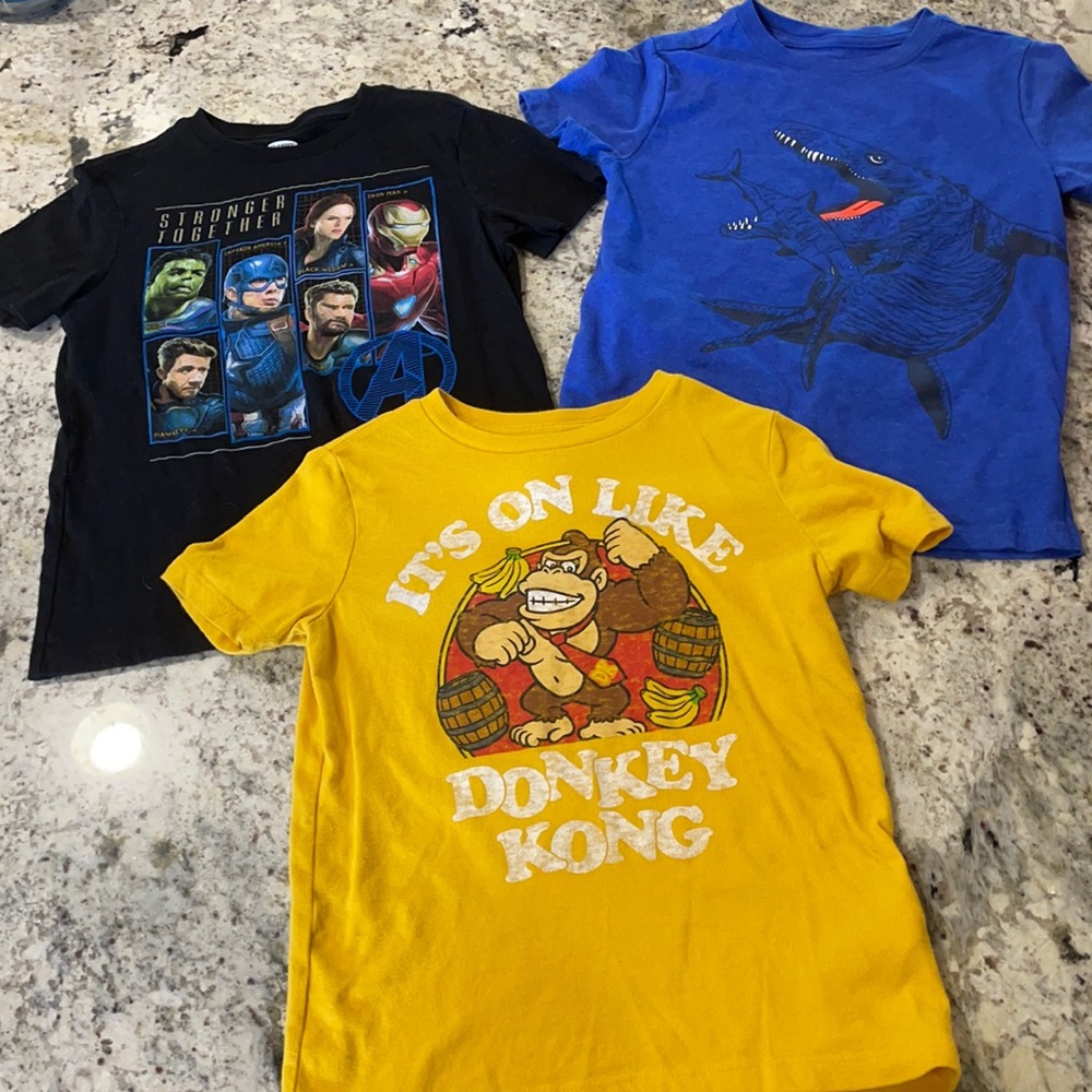 Boys Old Navy t-shirt lot 6/7